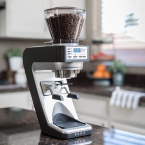 Baratza Sette 270 Grinder sitting on a kitchen counter